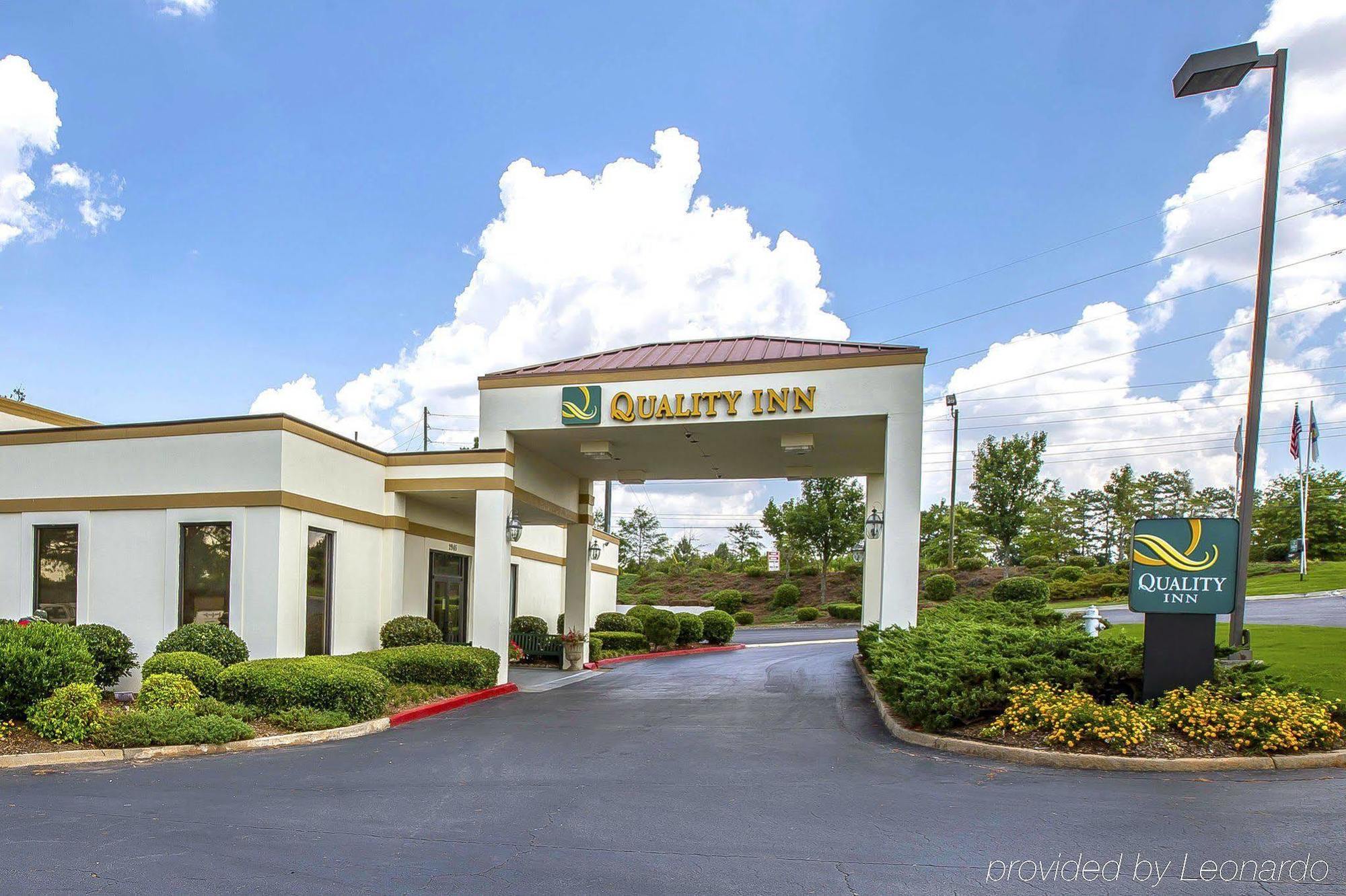 Quality Inn Suwanee I-85 Exterior photo