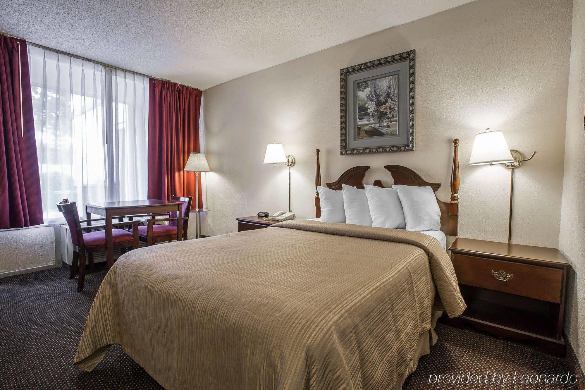 Quality Inn Suwanee I-85 Exterior photo