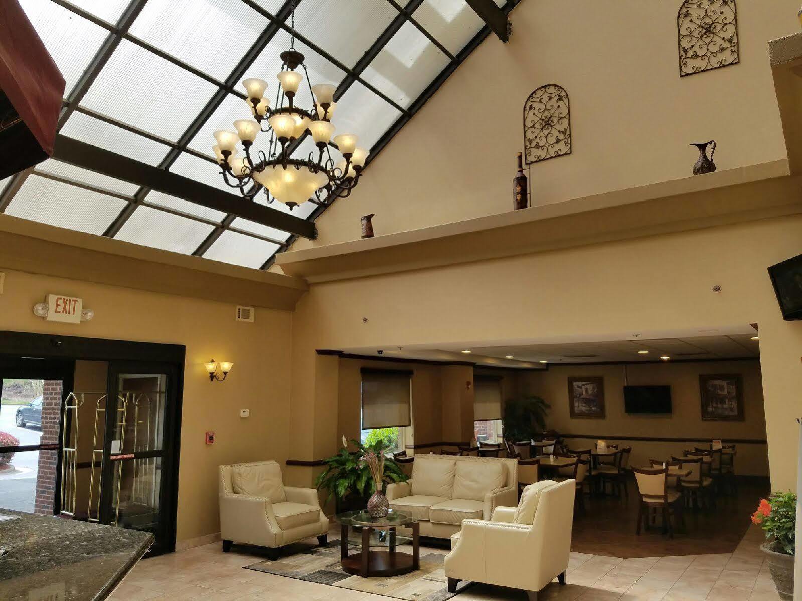 Quality Inn Suwanee I-85 Exterior photo